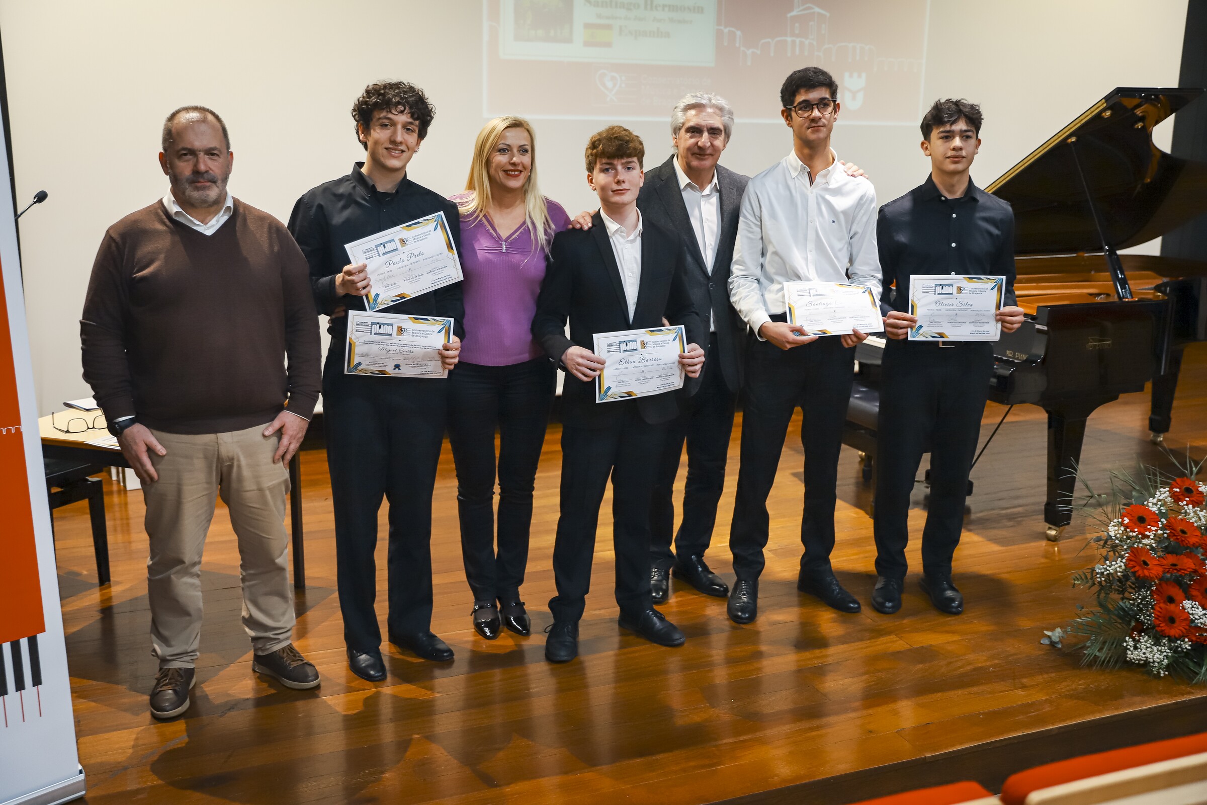 0303 - concursos _ 0-22