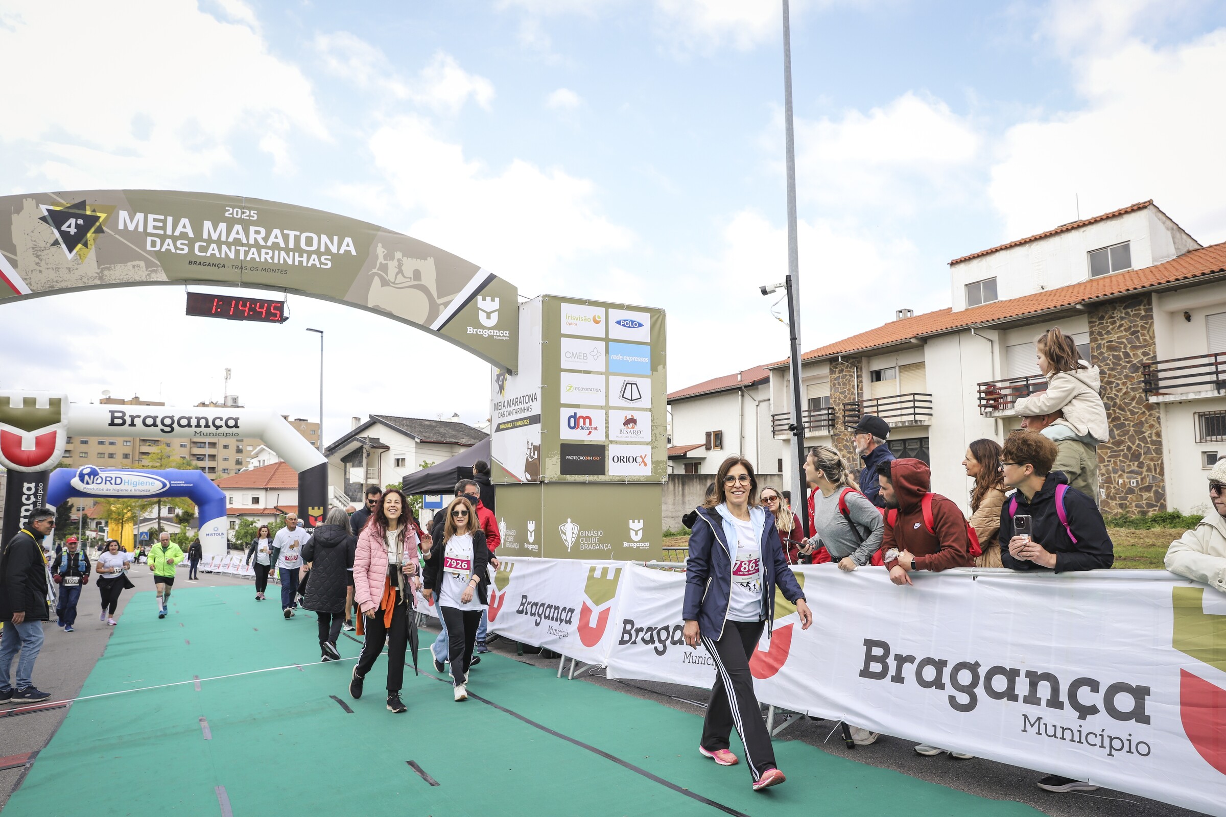 1105 - Maratona - 0-24