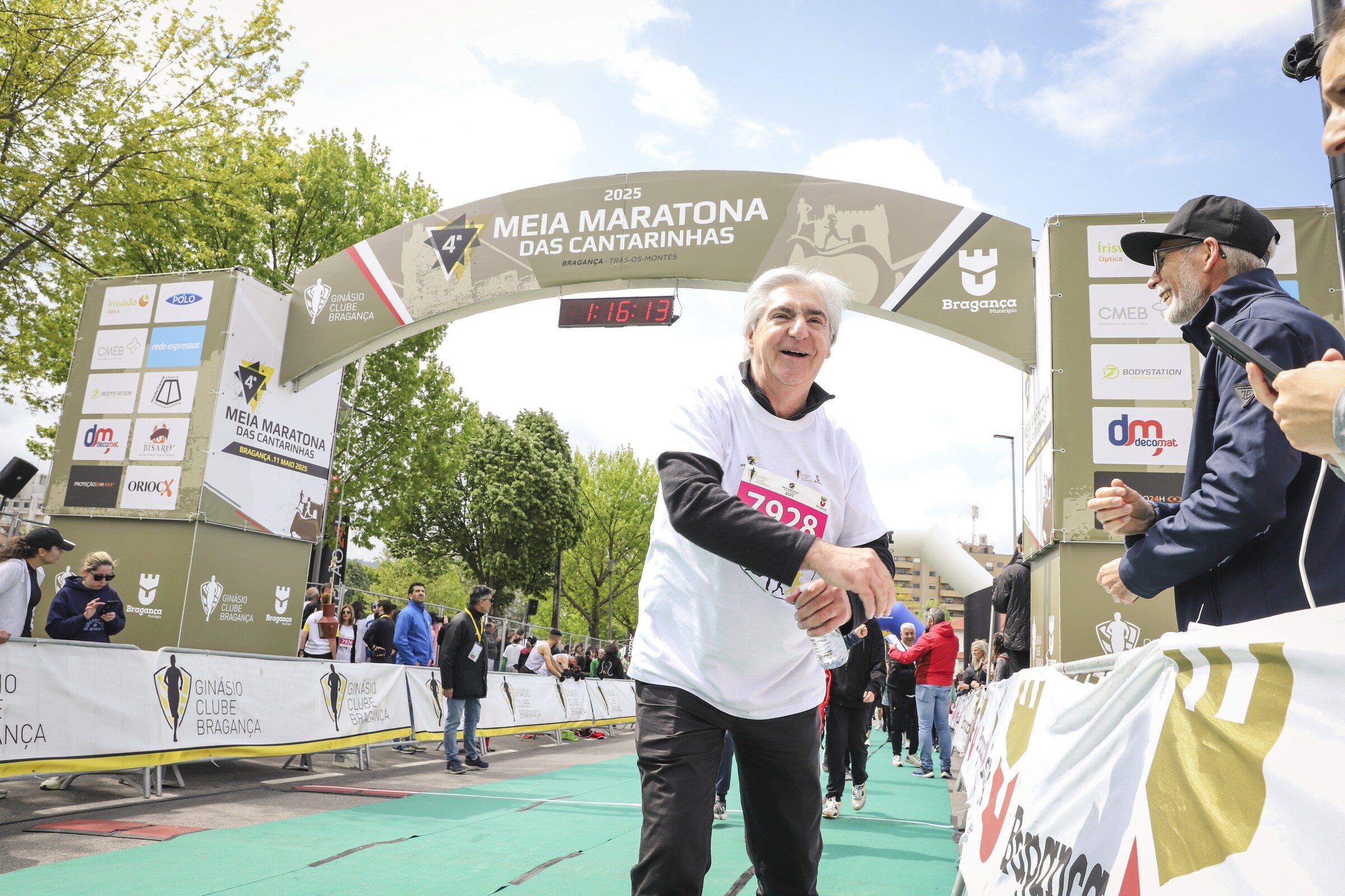 1105 - Maratona - 0-25