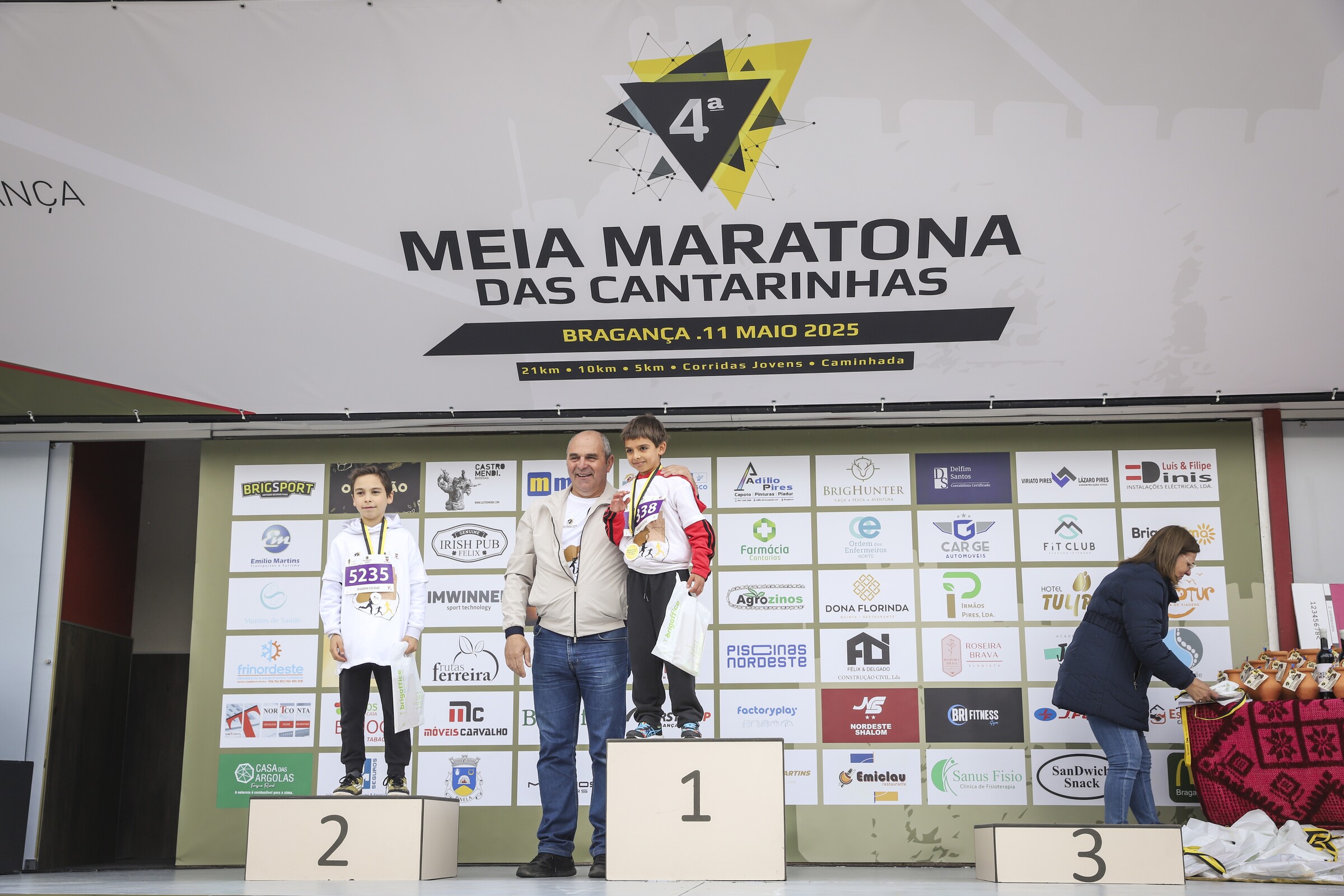 1105 - Maratona - 0-36