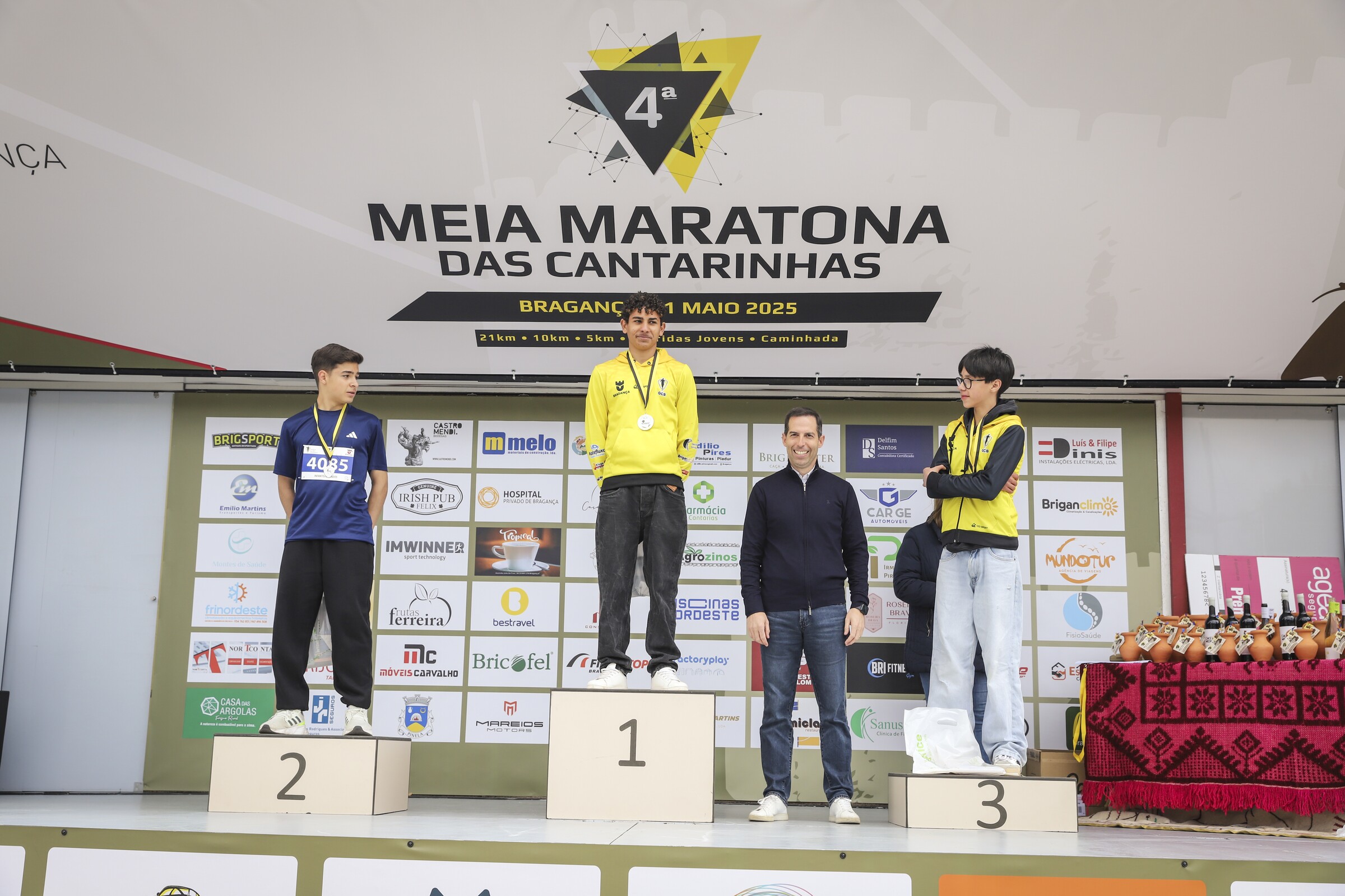 1105 - Maratona - 0-42