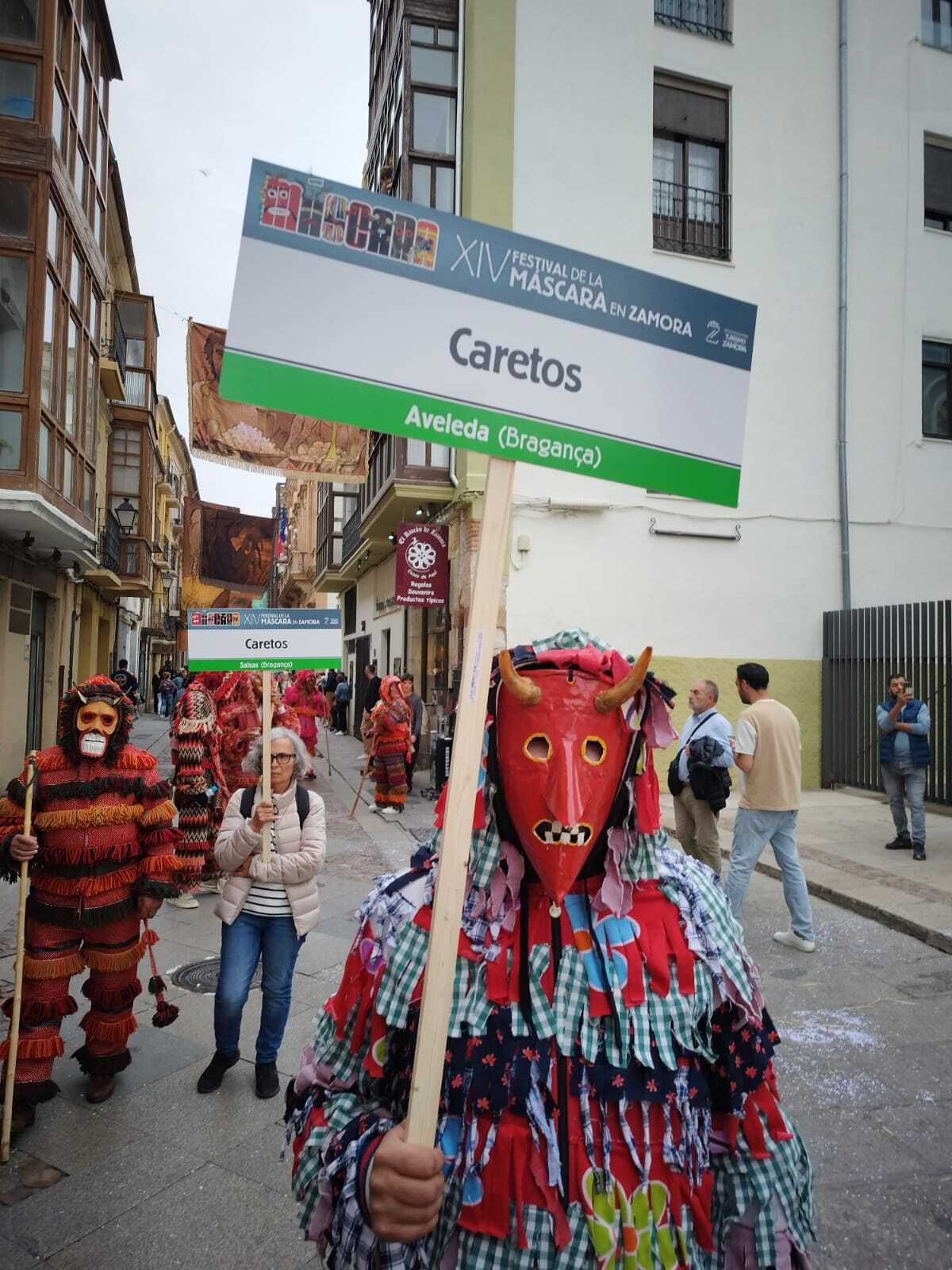ZamoraCaretos_2