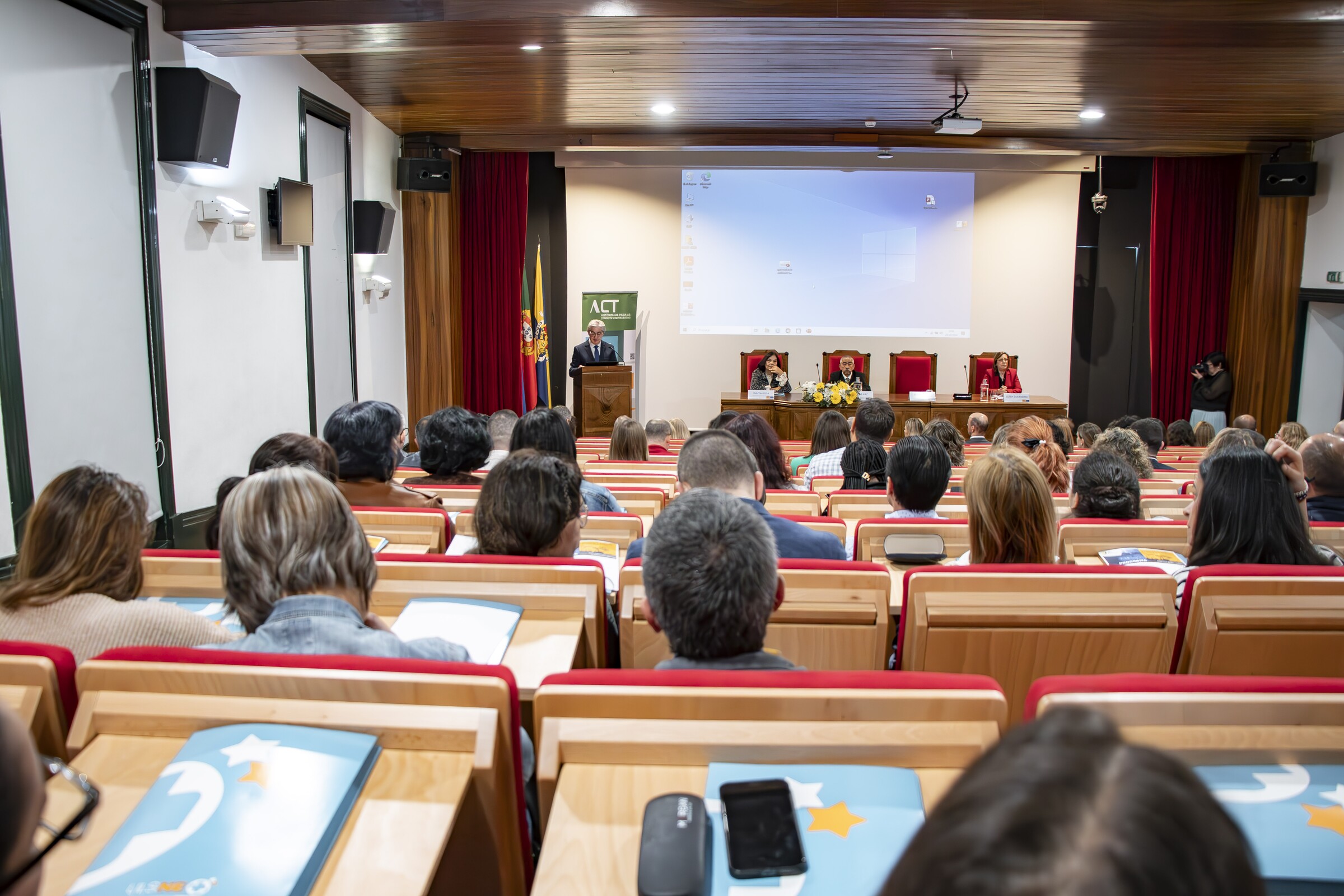 2505 - seminario - 0-6