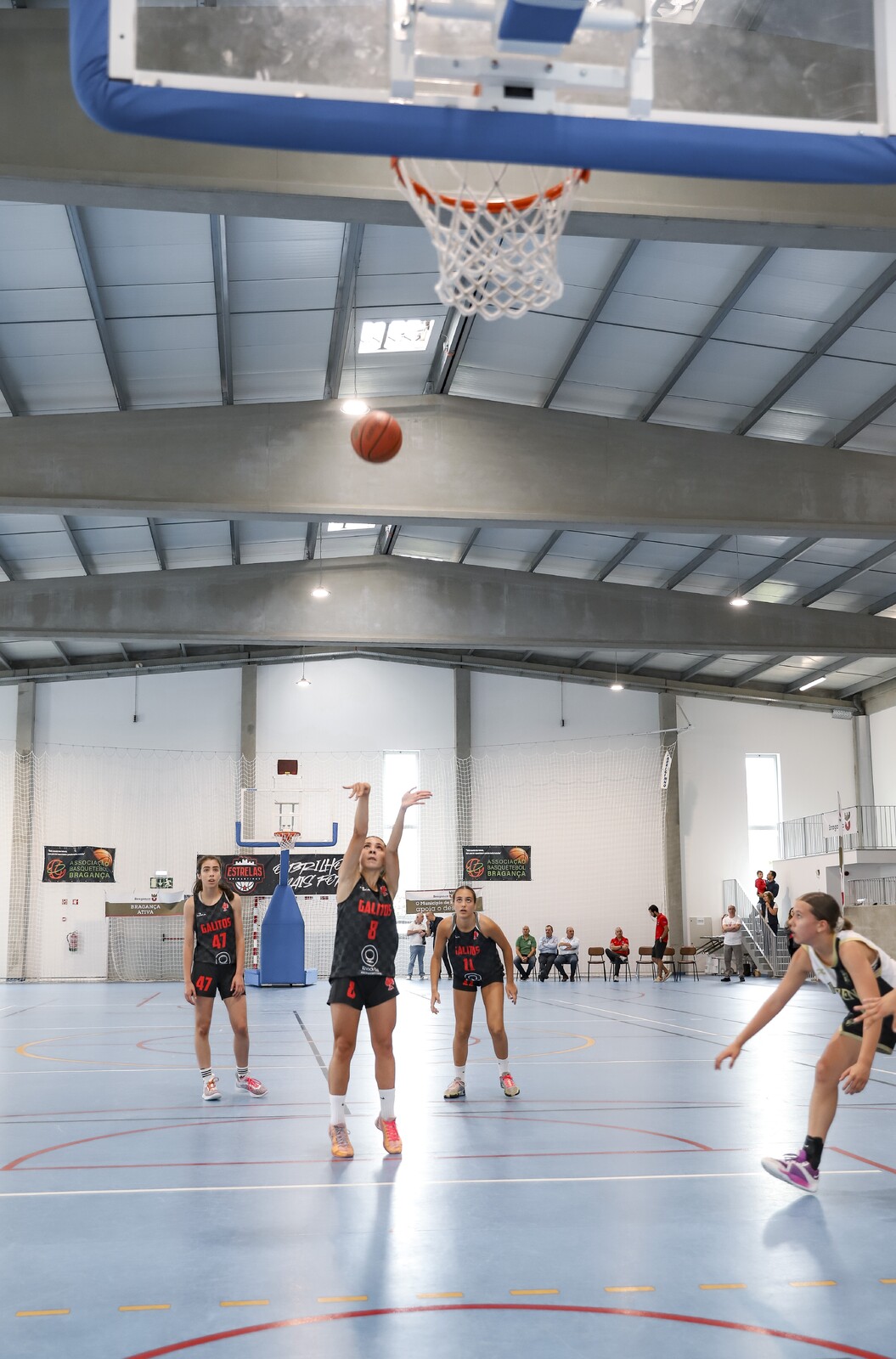 0906 -basket fem sub14 final - 0-8