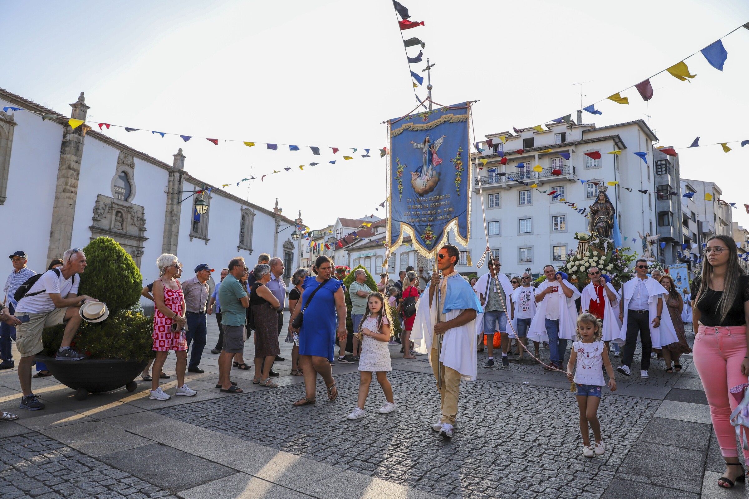 2208 - gracas _ 0-23