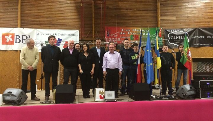 Evento solidário em Groslay, França