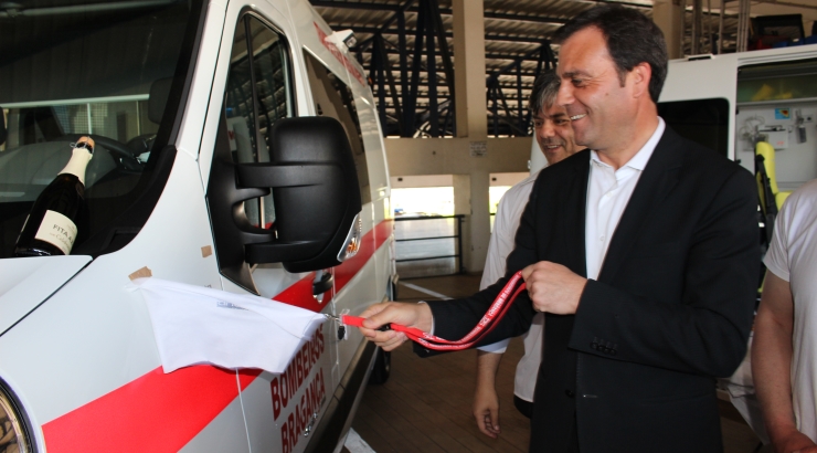Município de Bragança apadrinha ambulância