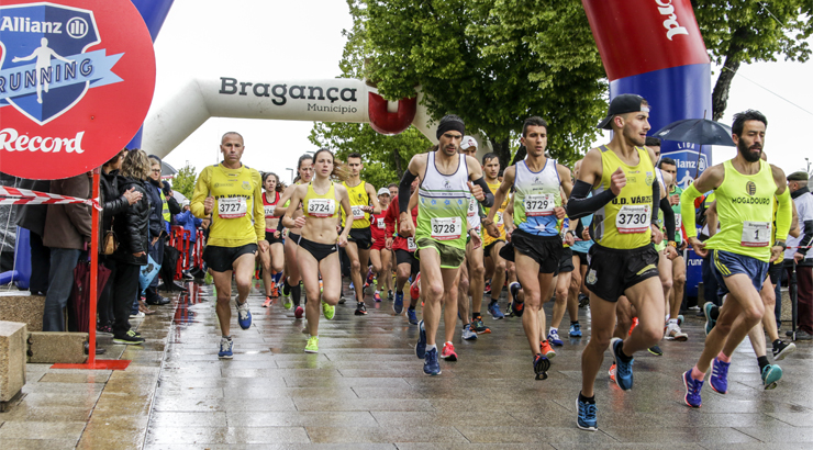 Nem a chuva pára a Corrida das Cantarinhas