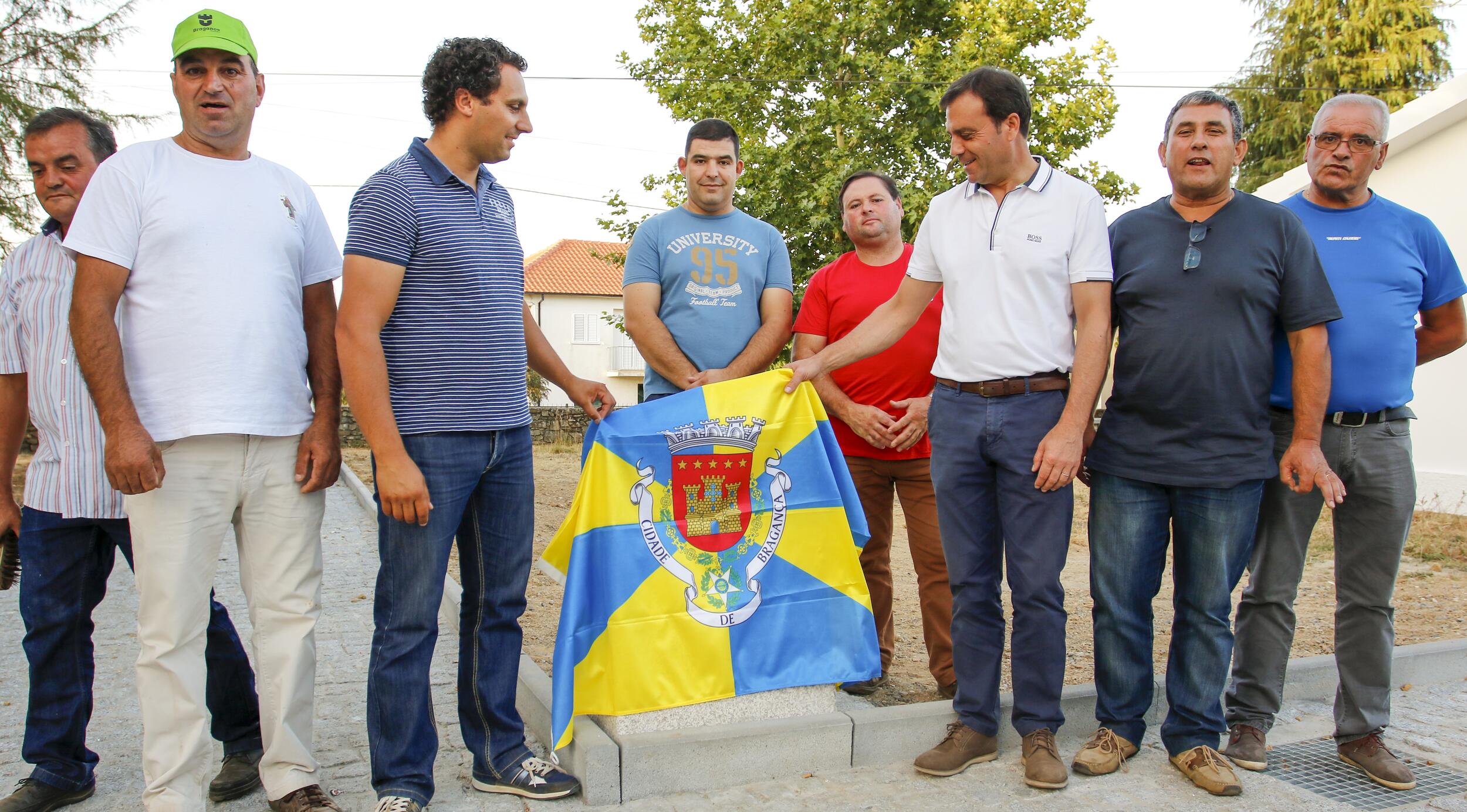 Inauguração do Polidesportivo de Salsas