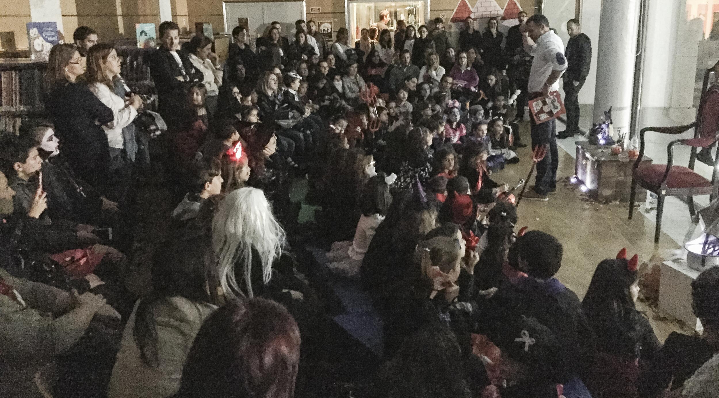 Noite assombrada na Biblioteca Municipal