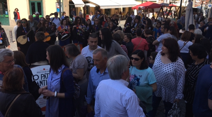 Enchente em Bragança para a Feira das Cantarinhas