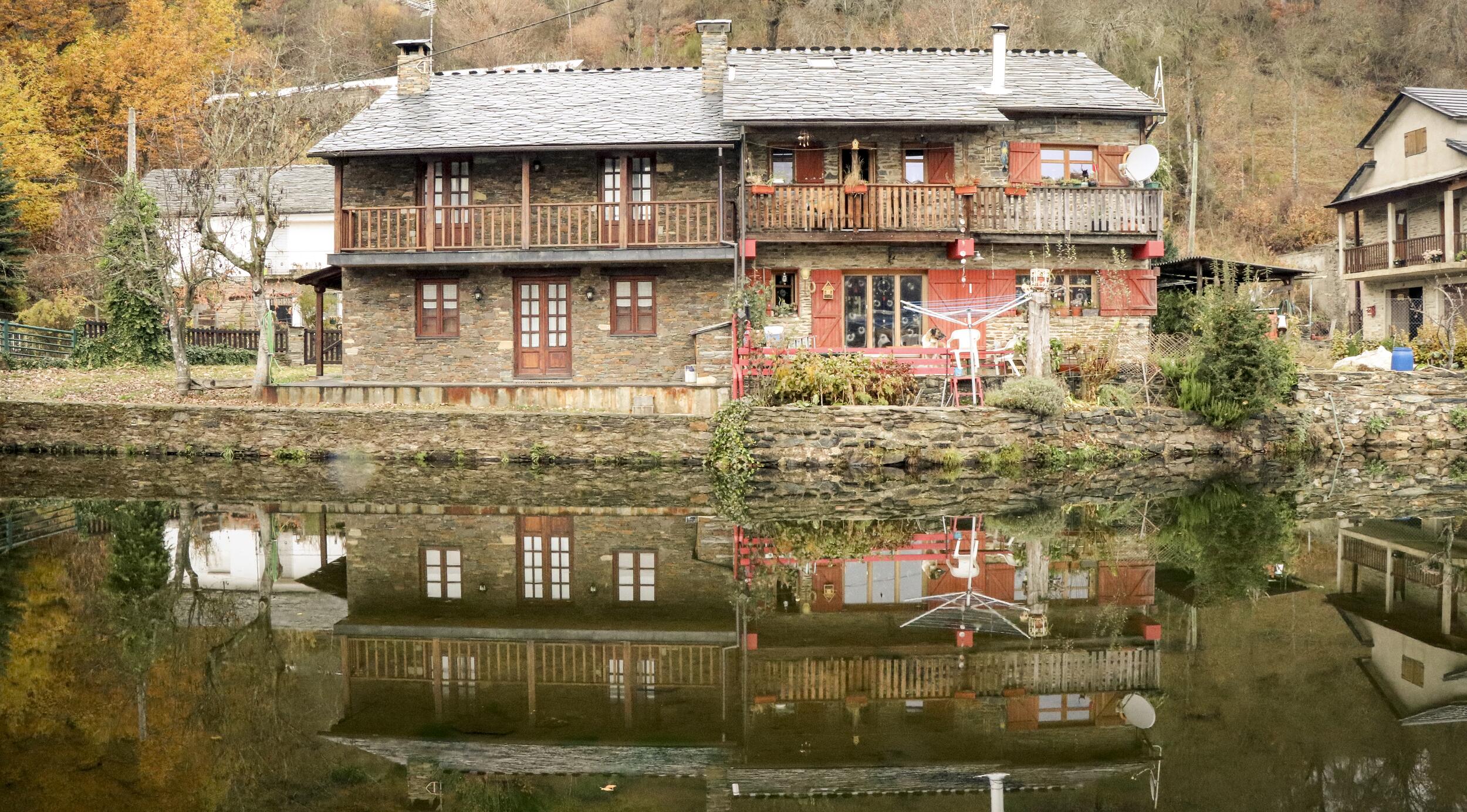 Reportagem sobre Rio de Onor vence prémio literário