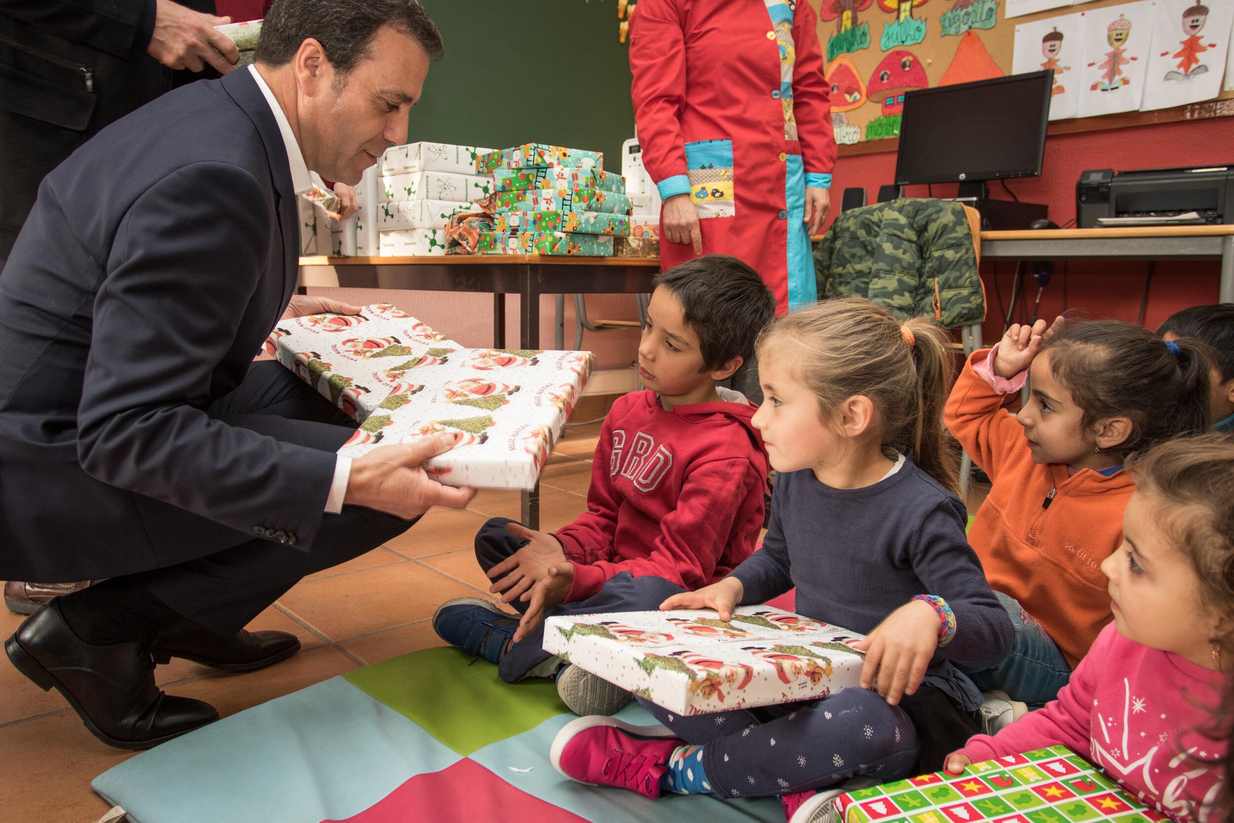 Em Bragança, todas as crianças têm direito a presentes de Natal