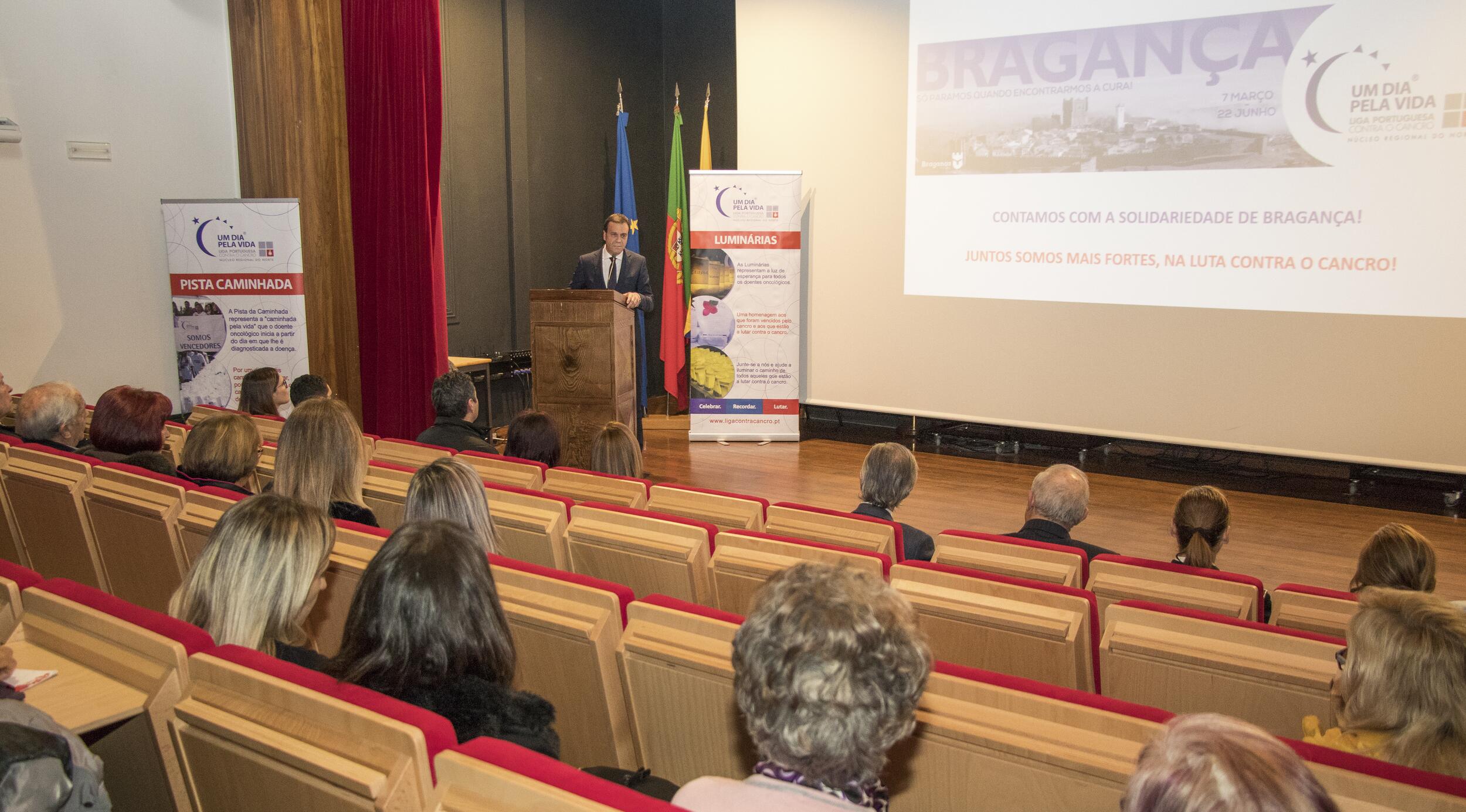 Arrancou “Um Dia Pela Vida” em Bragança