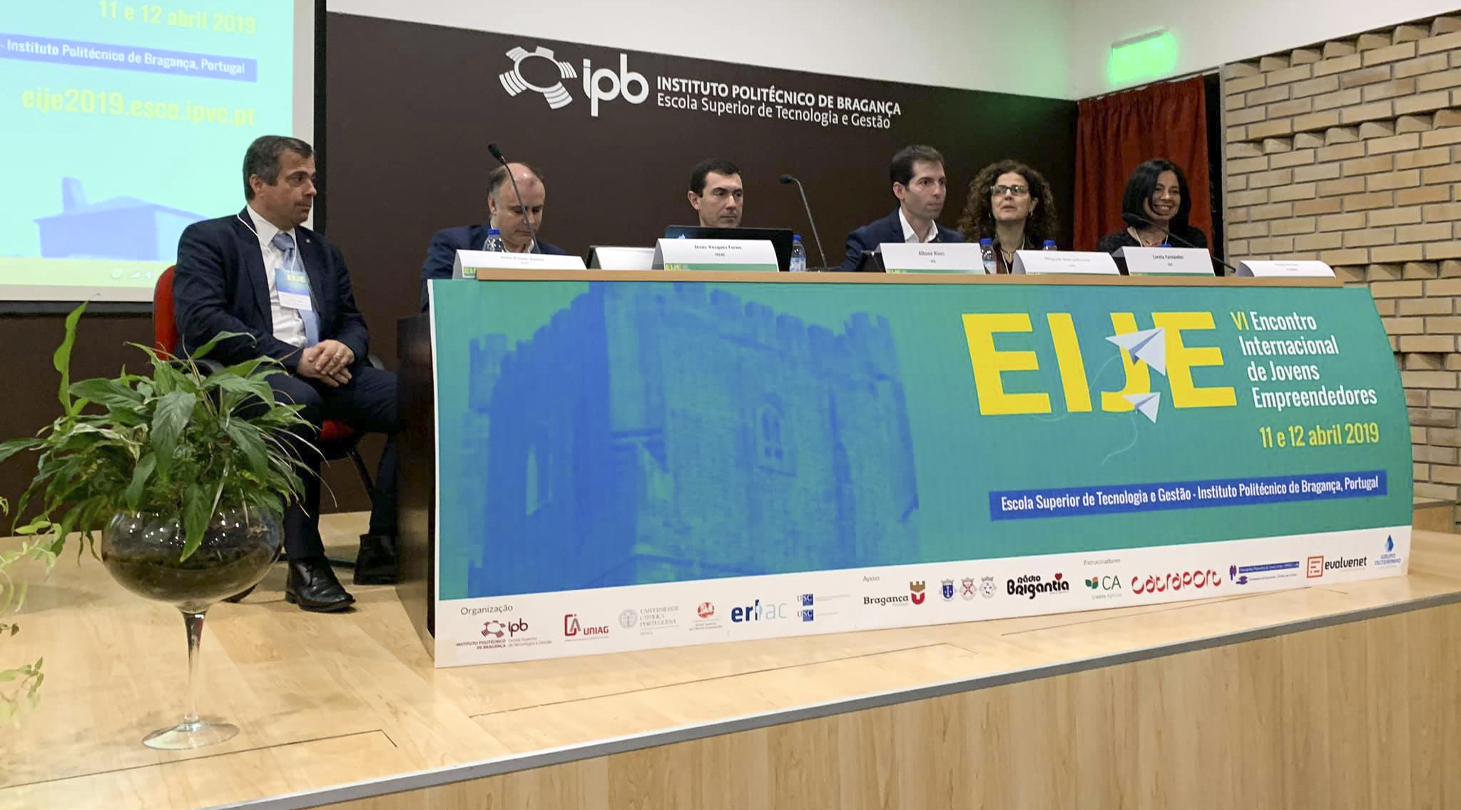 6.º Encontro Internacional de Jovens Empreendedores