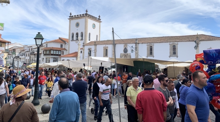 Milhares na Feira das Cantarinhas