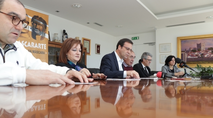 Apresentação da IX Bienal da Máscara – Mascararte