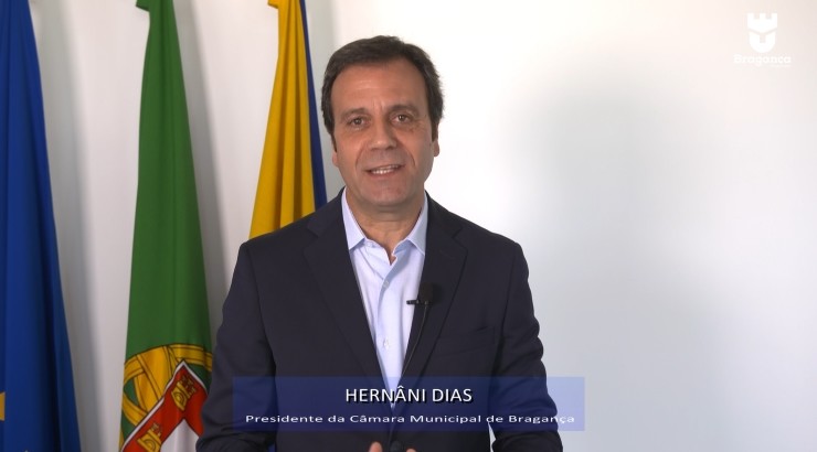 Mensagem do Presidente da Câmara Municipal de Bragança, Hernâni Dias, sobre o fim do estado de Em...