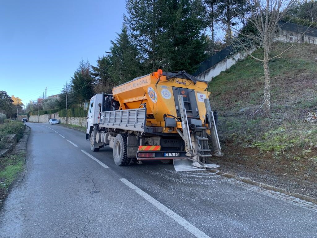 INFORMAÇÃO - Formação de gelo e neve