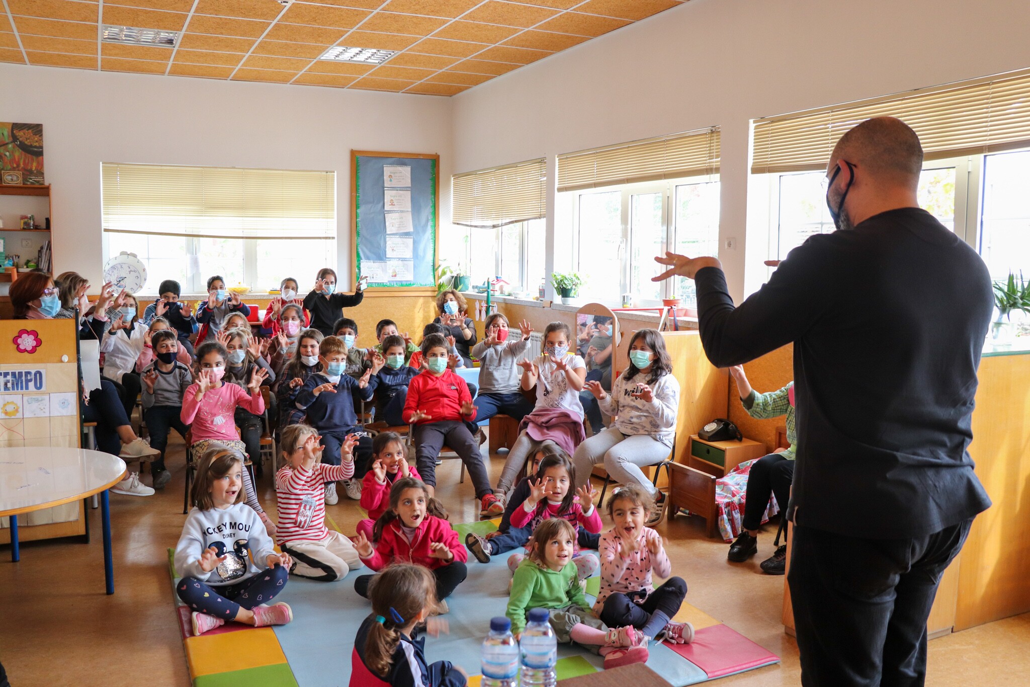 O Escritor foi à Escola