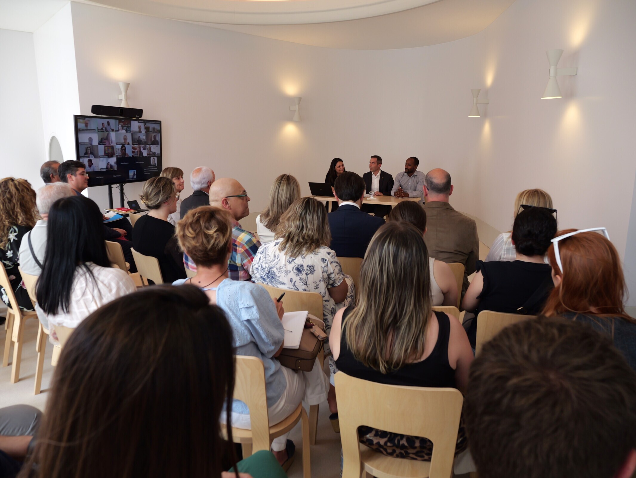 Simplificar, Modernizar, Aproximar: Bragança Debate Desafios do Cadastro Predial